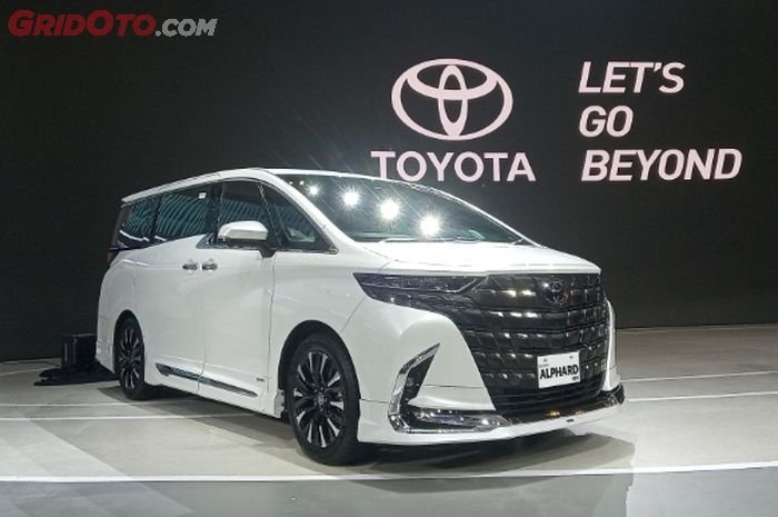 Sewa mobil Ungaran Murah – Armada Terbaru 2025 + Driver Terpercaya